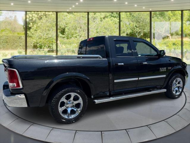 2017 RAM 1500 Laramie Quad Cab 4x4 64 Box 2017 RAM 1500 Laramie Quad Cab 4x4 64 Box