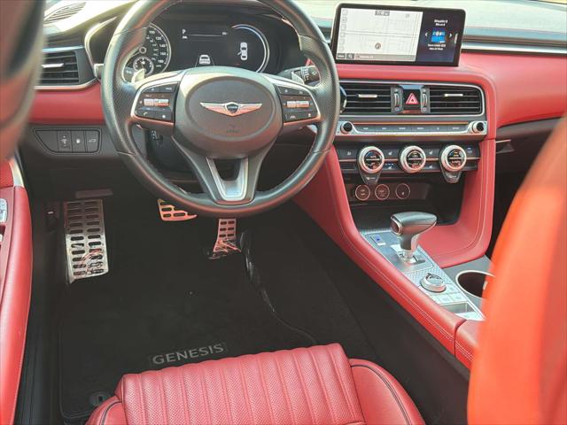 2023 Genesis G70 2.0T RWD