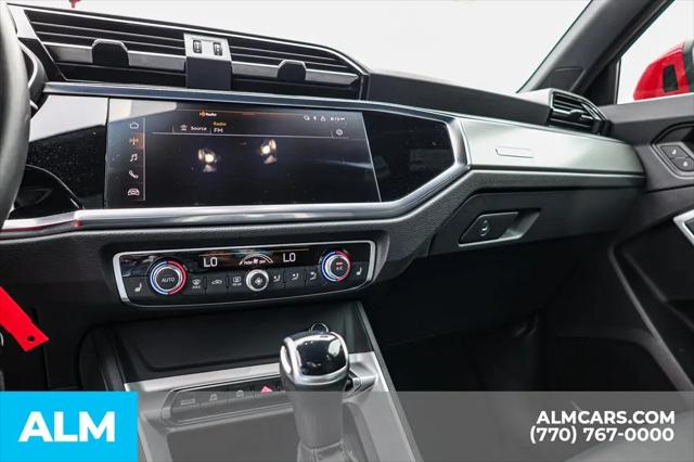 2025 Audi Q3 Premium 45 TFSI S line quattro Tiptronic