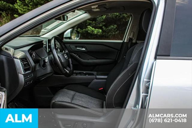 2025 Nissan Rogue SV FWD