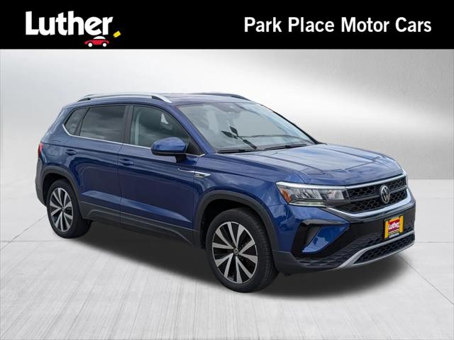 2023 Volkswagen Taos 1.5T SE for sale in Rochester, MN