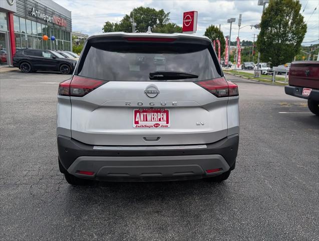 2023 Nissan Rogue SV FWD