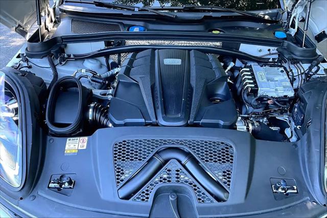 2023 Porsche Macan S