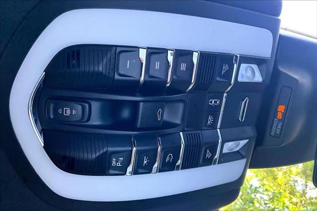 2023 Porsche Macan S
