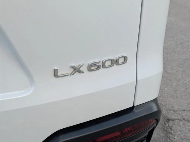 2024 Lexus LX Luxury