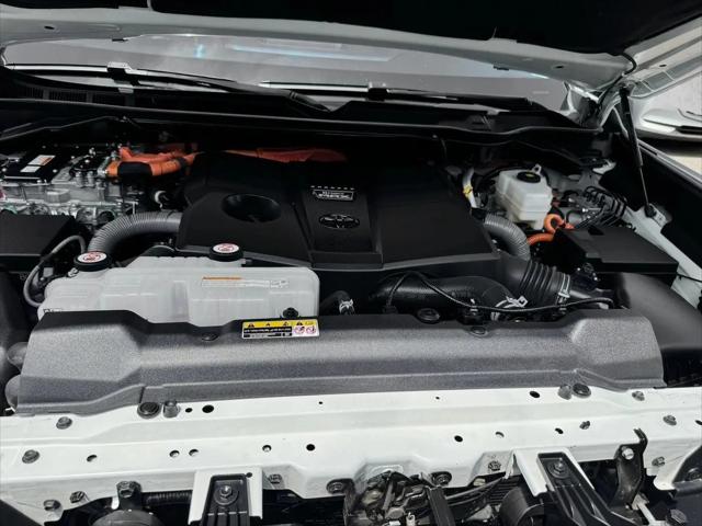 2023 Toyota Sequoia SR5