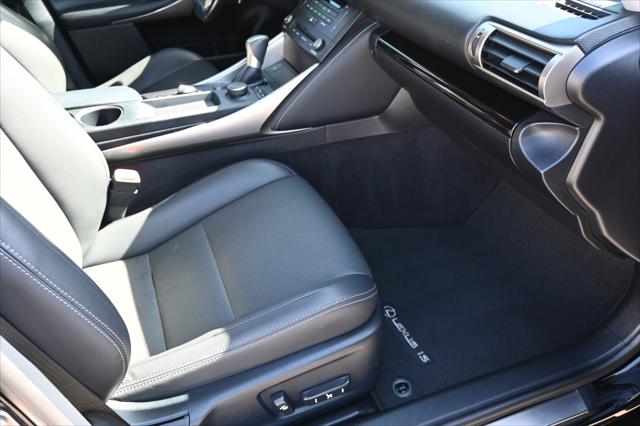 2016 Lexus IS 300 4dr Sdn AWD