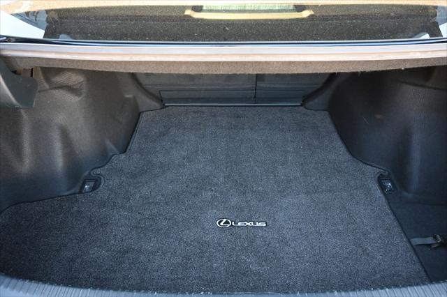2016 Lexus IS 300 4dr Sdn AWD