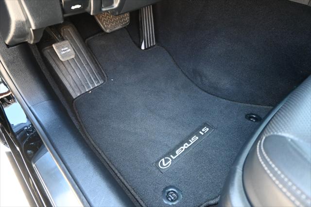 2016 Lexus IS 300 4dr Sdn AWD