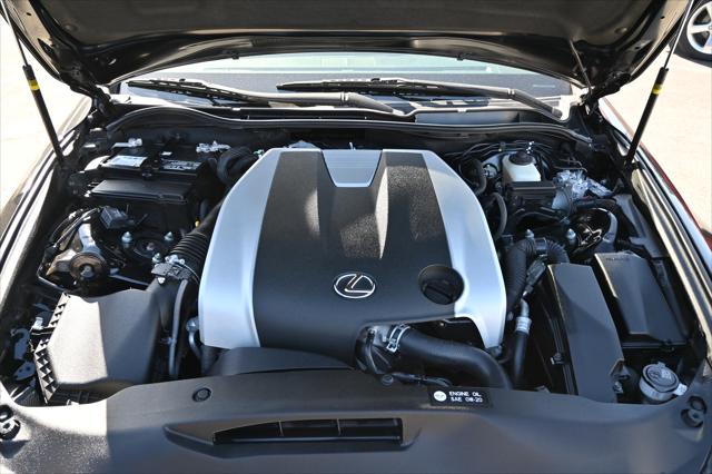 2016 Lexus IS 300 4dr Sdn AWD