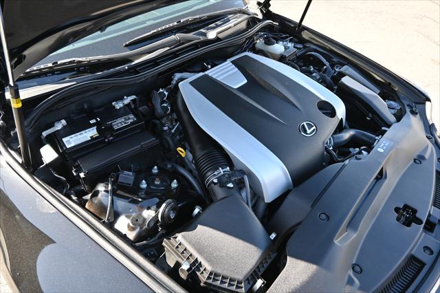 2016 Lexus IS 300 4dr Sdn AWD