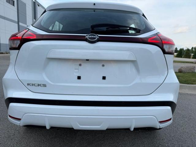 2023 Nissan Kicks S Xtronic CVT