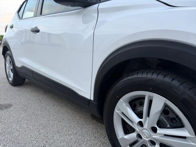 2023 Nissan Kicks S Xtronic CVT