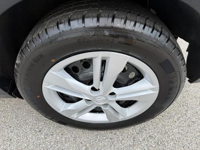 2023 Nissan Kicks S Xtronic CVT
