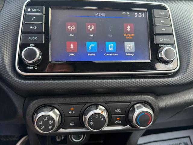 2023 Nissan Kicks S Xtronic CVT