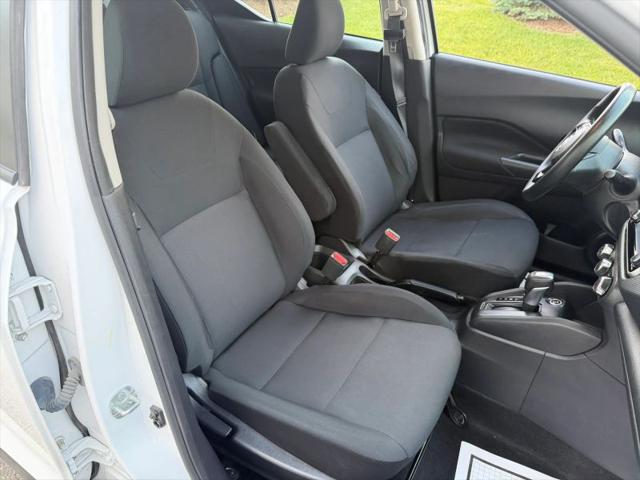 2023 Nissan Kicks S Xtronic CVT