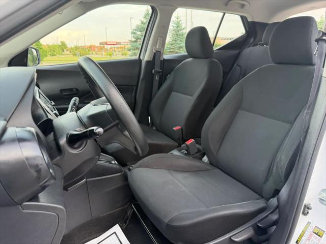 2023 Nissan Kicks S Xtronic CVT