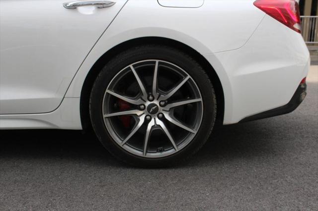 2021 Genesis G70 2.0T Sport
