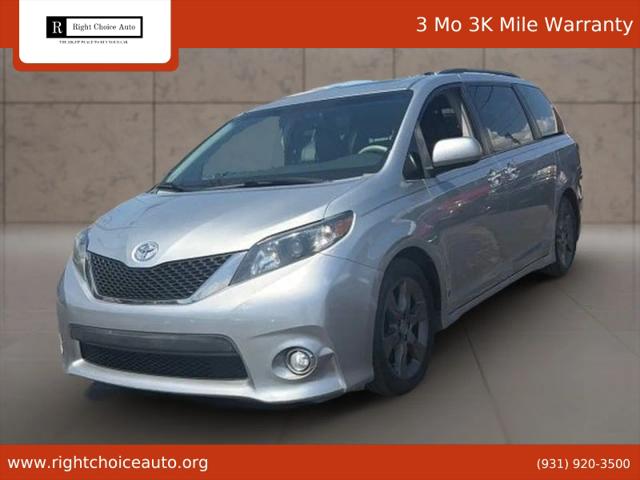 2014 Toyota Sienna SE 8 Passenger for sale in Clarksville, TN