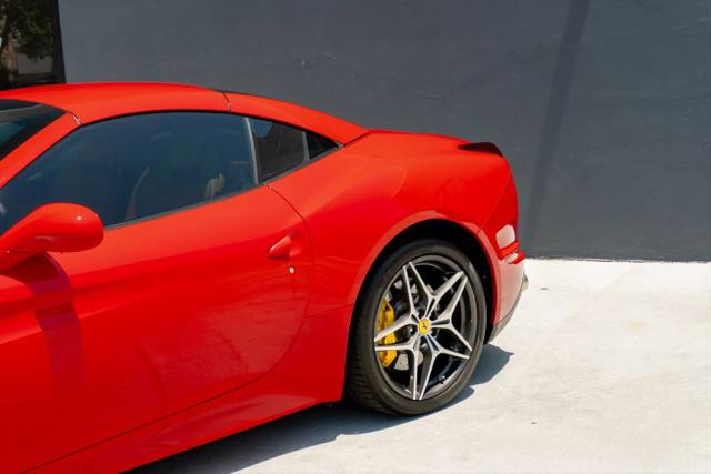 2016 Ferrari California T