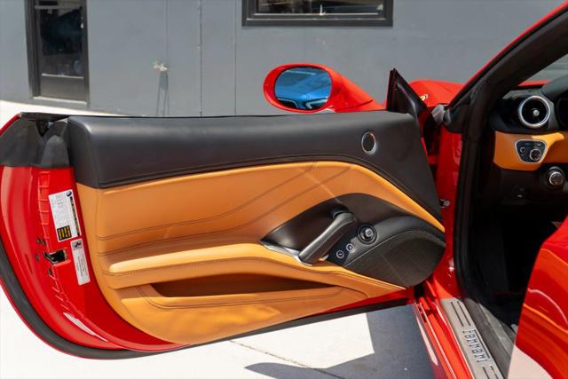 2016 Ferrari California T