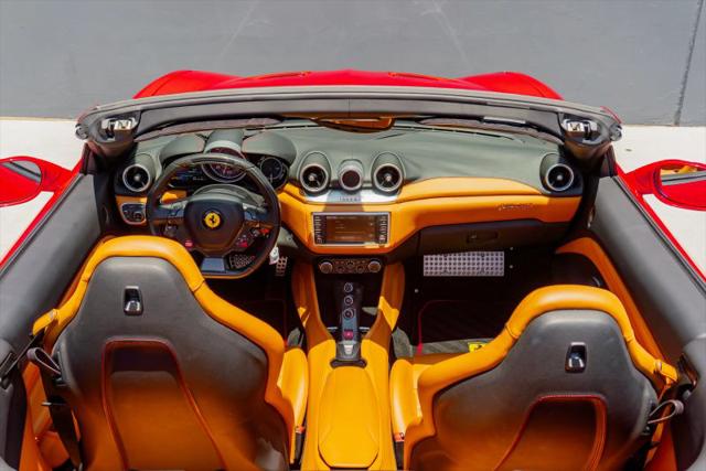 2016 Ferrari California T