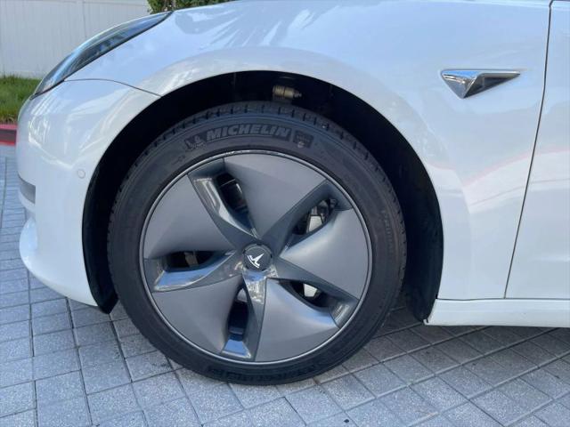 2020 Tesla Model 3 Standard Range Plus Rear-Wheel Drive