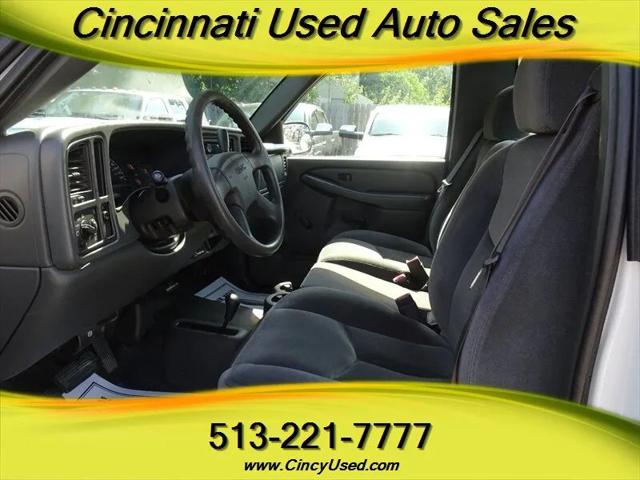 2005 GMC Sierra 2500HD Work Truck