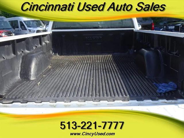 2005 GMC Sierra 2500HD Work Truck