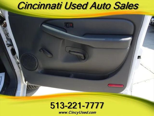 2005 GMC Sierra 2500HD Work Truck