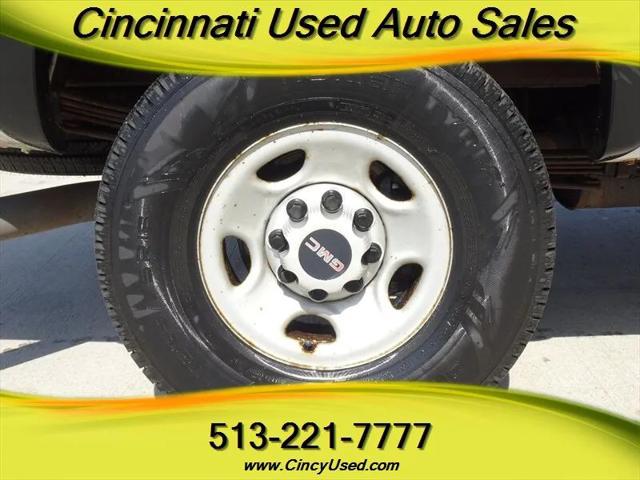 2005 GMC Sierra 2500HD Work Truck