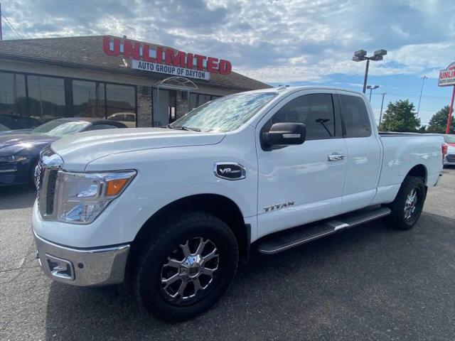 2017 Nissan Titan SV