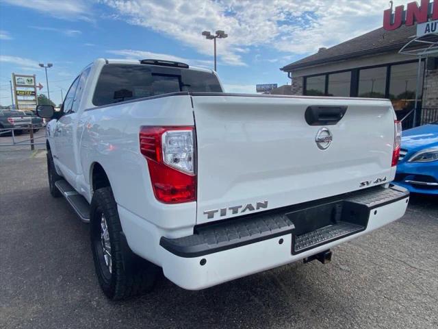 2017 Nissan Titan SV