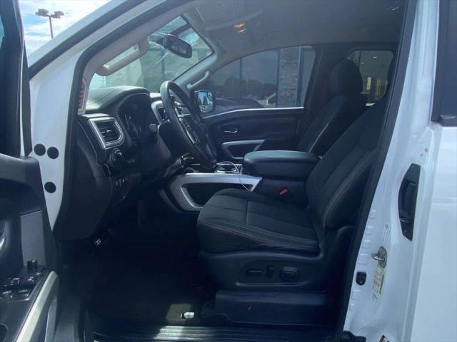 2017 Nissan Titan SV
