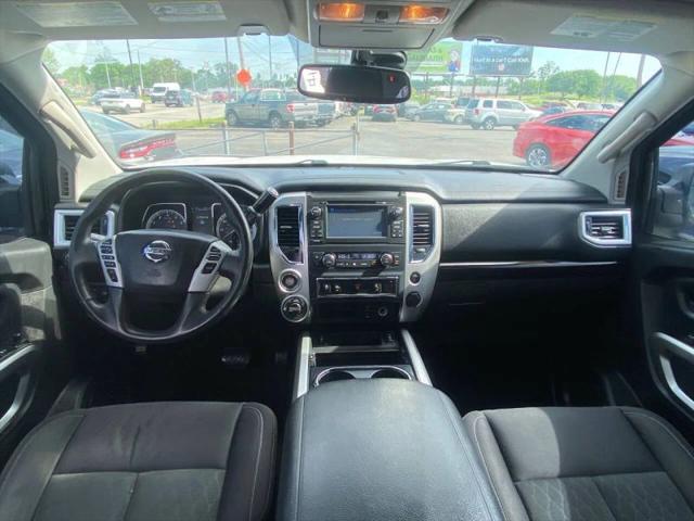 2017 Nissan Titan SV