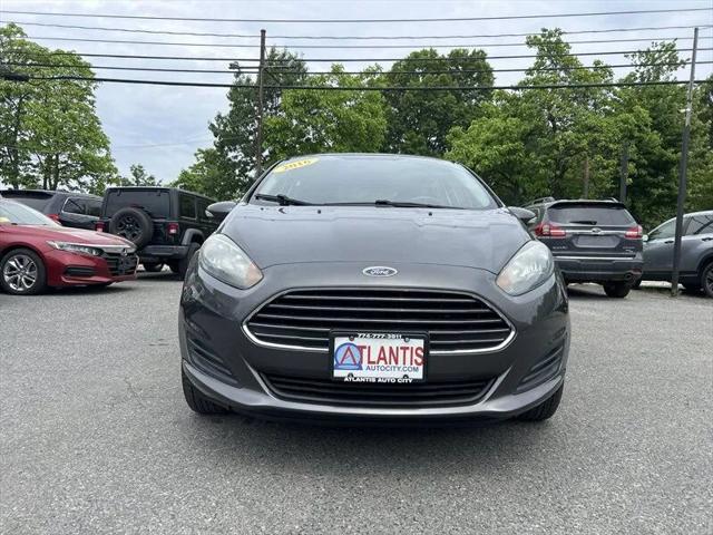 2016 Ford Fiesta SE