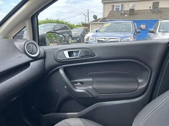 2016 Ford Fiesta SE