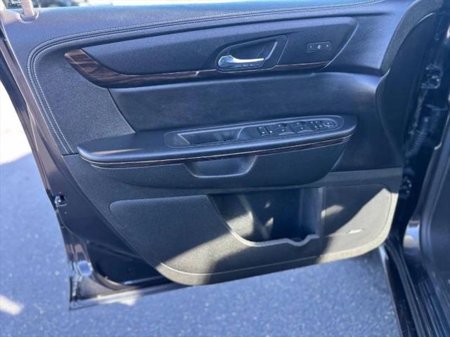 2016 GMC Acadia Denali