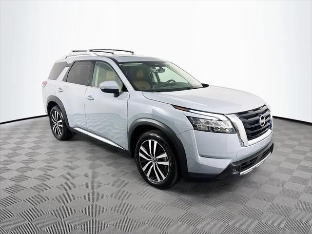 2023 Nissan Pathfinder Platinum 4WD for sale in Millington, TN
