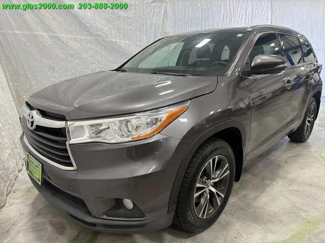 2016 Toyota Highlander XLE V6 for sale in Bethany, CT