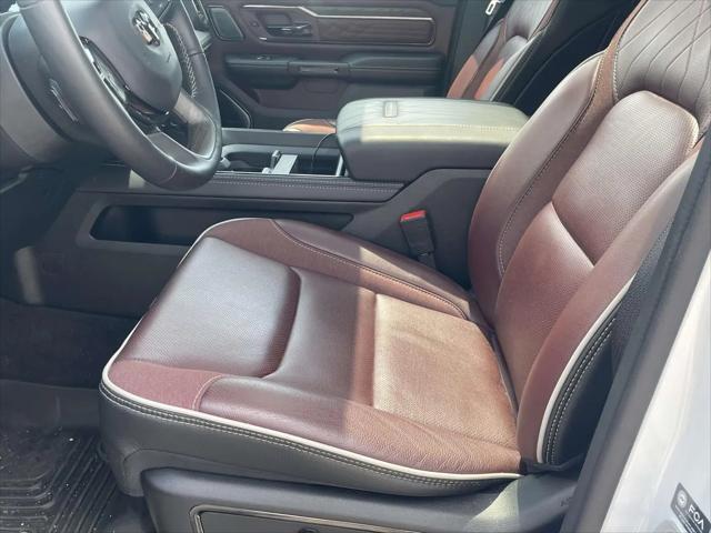 2025 Ram 1500 Limited Crew Cab 4x4 57 Box