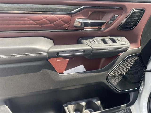 2025 Ram 1500 Limited Crew Cab 4x4 57 Box