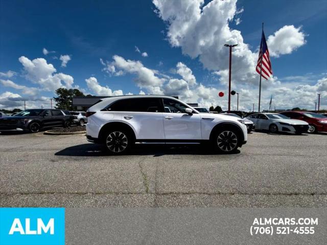 2024 Mazda X-90 Premium Plus