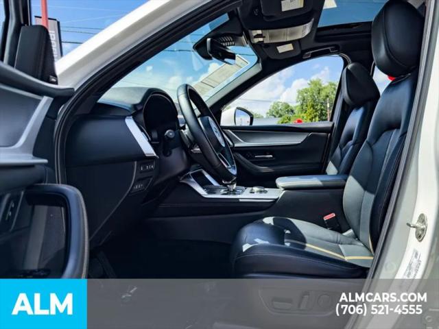2024 Mazda X-90 Premium Plus