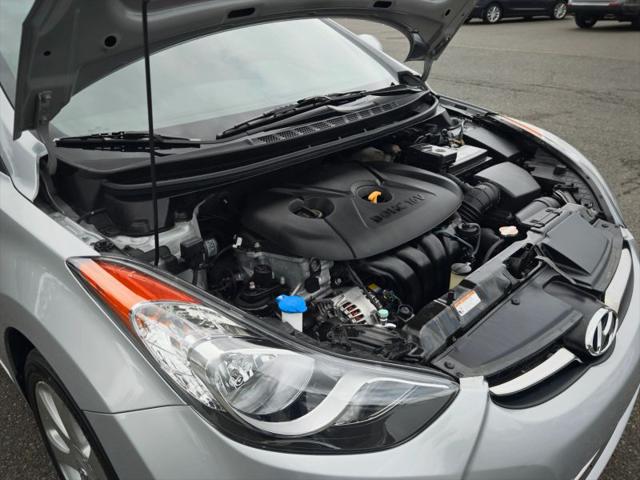 2012 Hyundai Elantra Limited