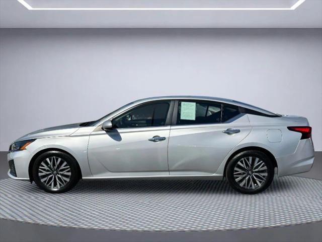 2023 Nissan Altima SV FWD