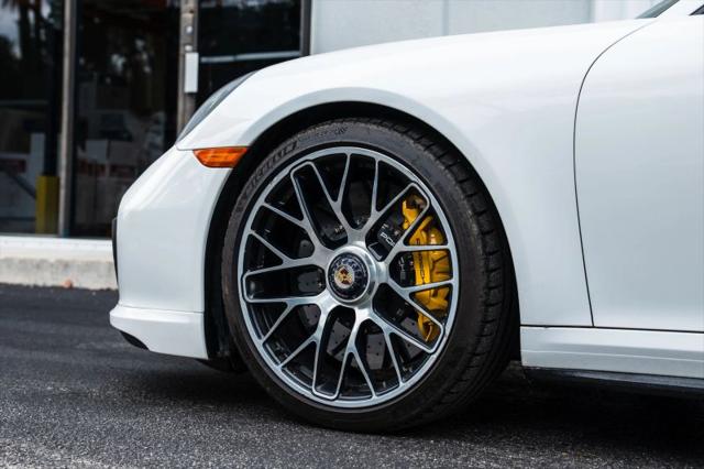 2014 Porsche 911 Turbo S