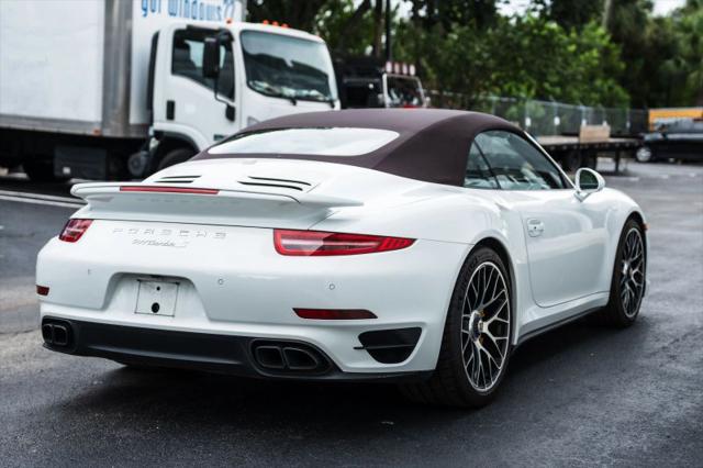 2014 Porsche 911 Turbo S