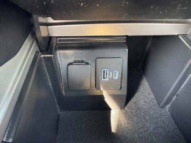 2021 Ford Explorer Base