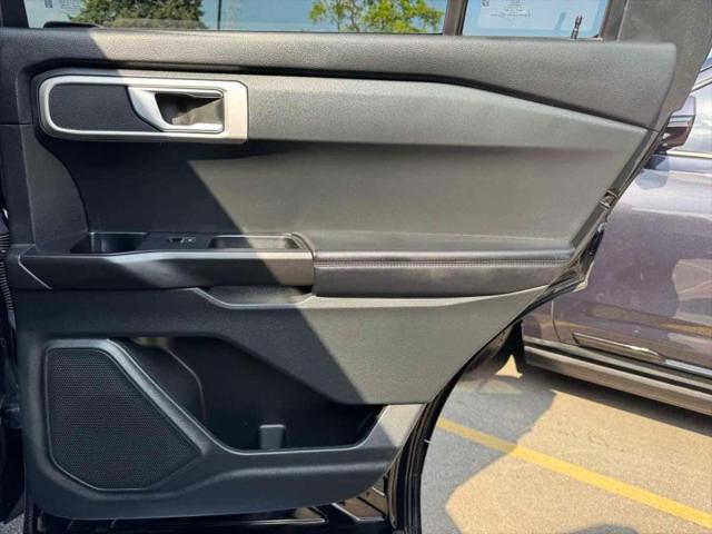 2021 Ford Explorer Base